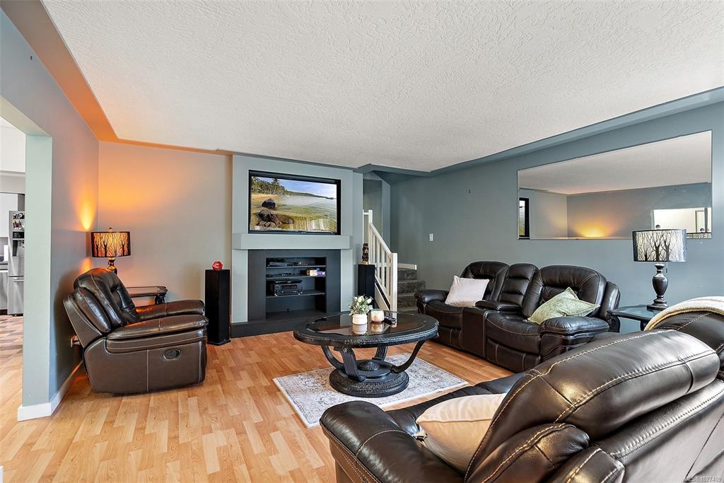 Second View of 2183 Foul Bay Rd, Oak Bay, BC, V8R 5B1