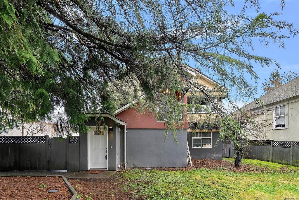 Fourth View of 2183 Foul Bay Rd, Oak Bay, BC, V8R 5B1