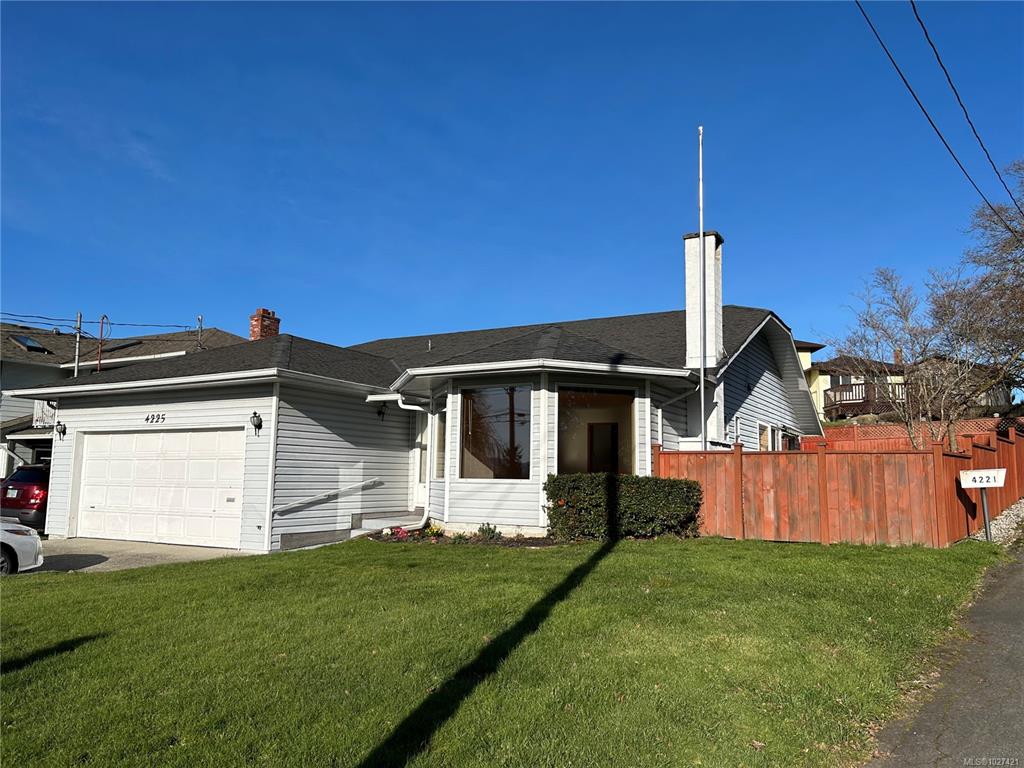 4225 Quadra St, 1027421, BC,