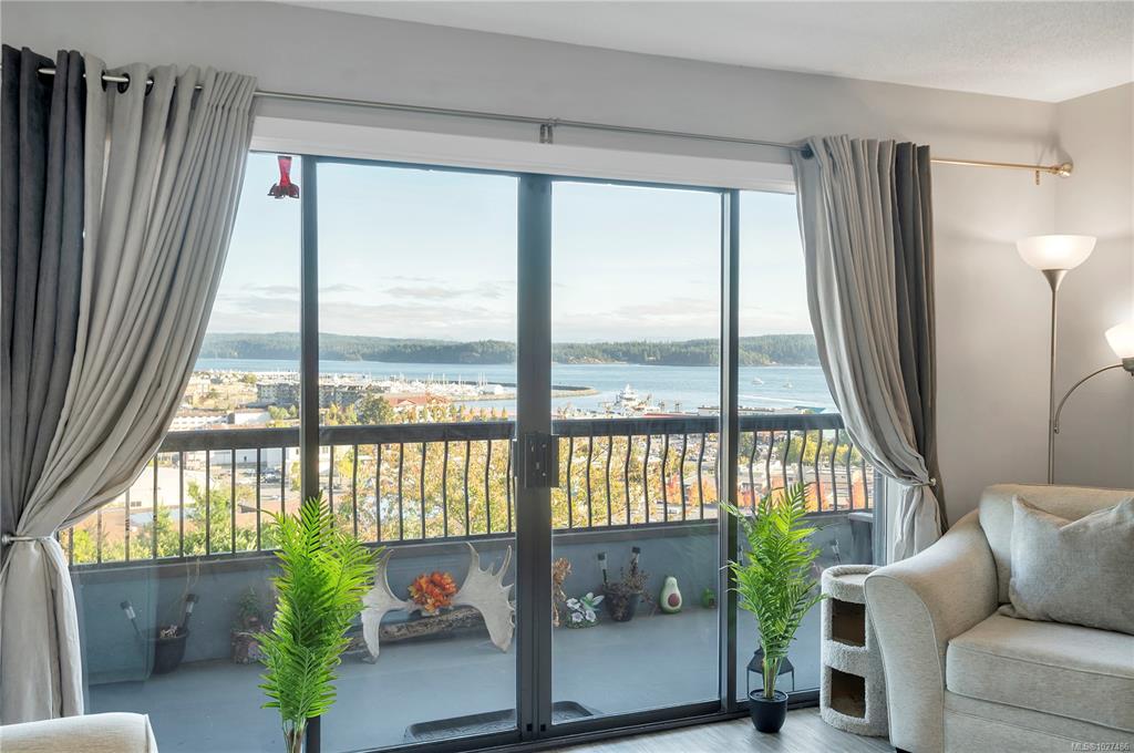 907 Cedar St, 1027486, BC,