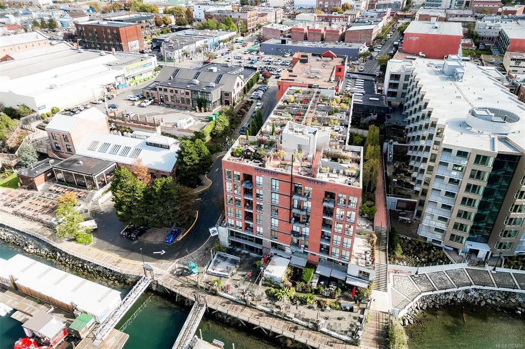 409 Swift St, 1027489, BC,