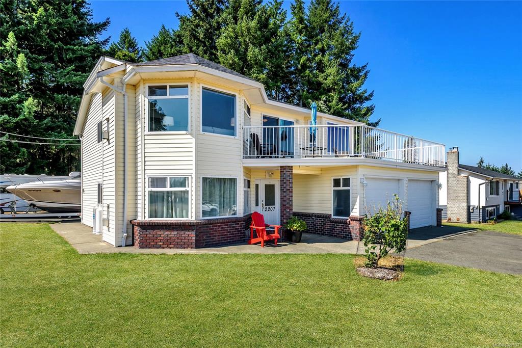 2207 June Rd, 1027527, BC,