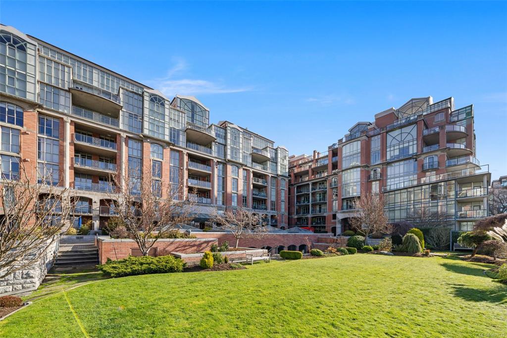 Second View of 21 Dallas Rd, Shoal Point, Victoria, BC, V8V 4Z9