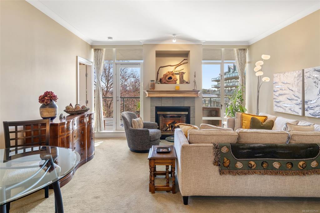 Third View of 21 Dallas Rd, Shoal Point, Victoria, BC, V8V 4Z9