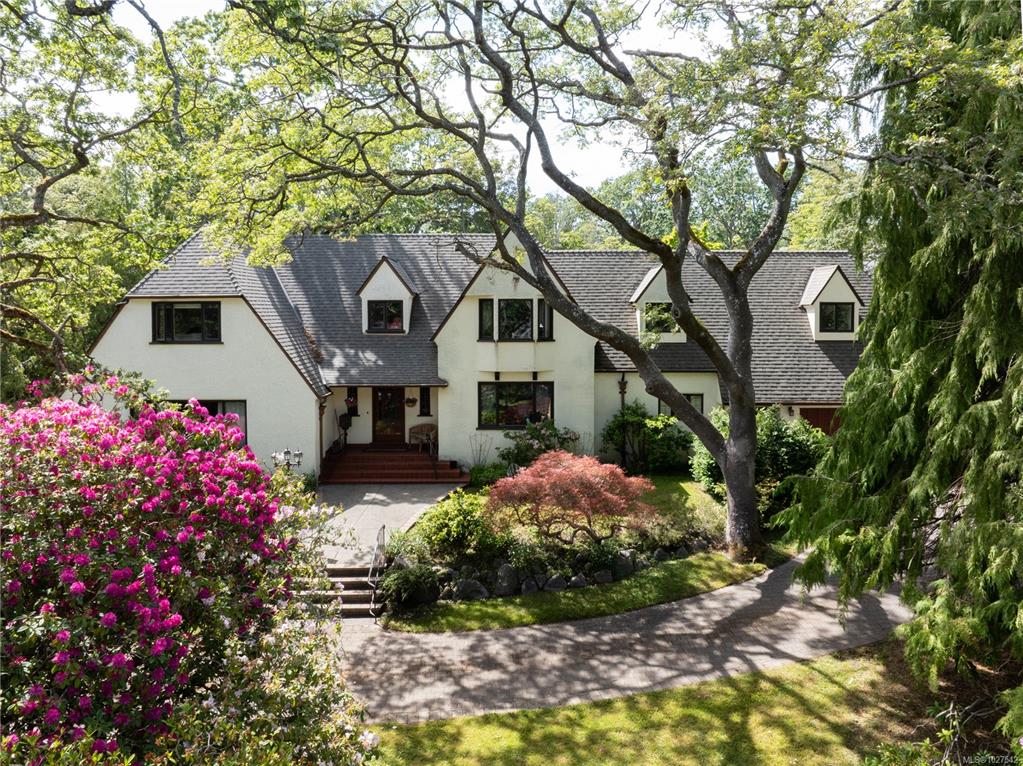 3290 Upper Terrace Rd, 1027542, BC,