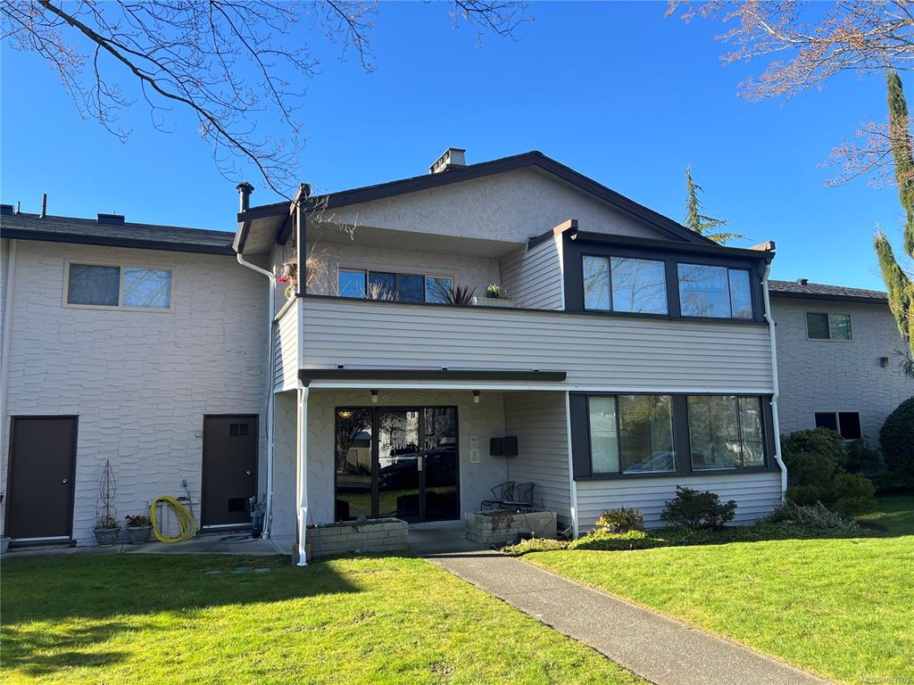 3170 Irma St S, 1027605, BC,