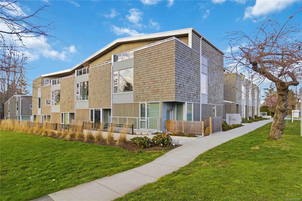 Second View of 1720 Fairfield Rd, Rhodo, Victoria, BC, V8S 1G3