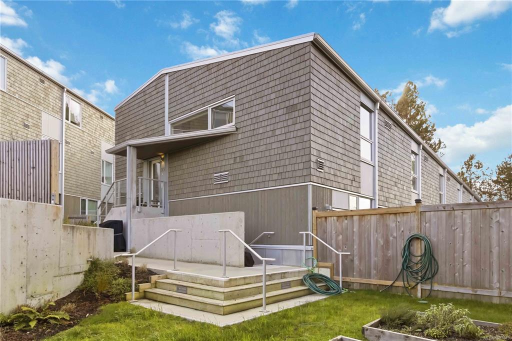 Third View of 1720 Fairfield Rd, Rhodo, Victoria, BC, V8S 1G3