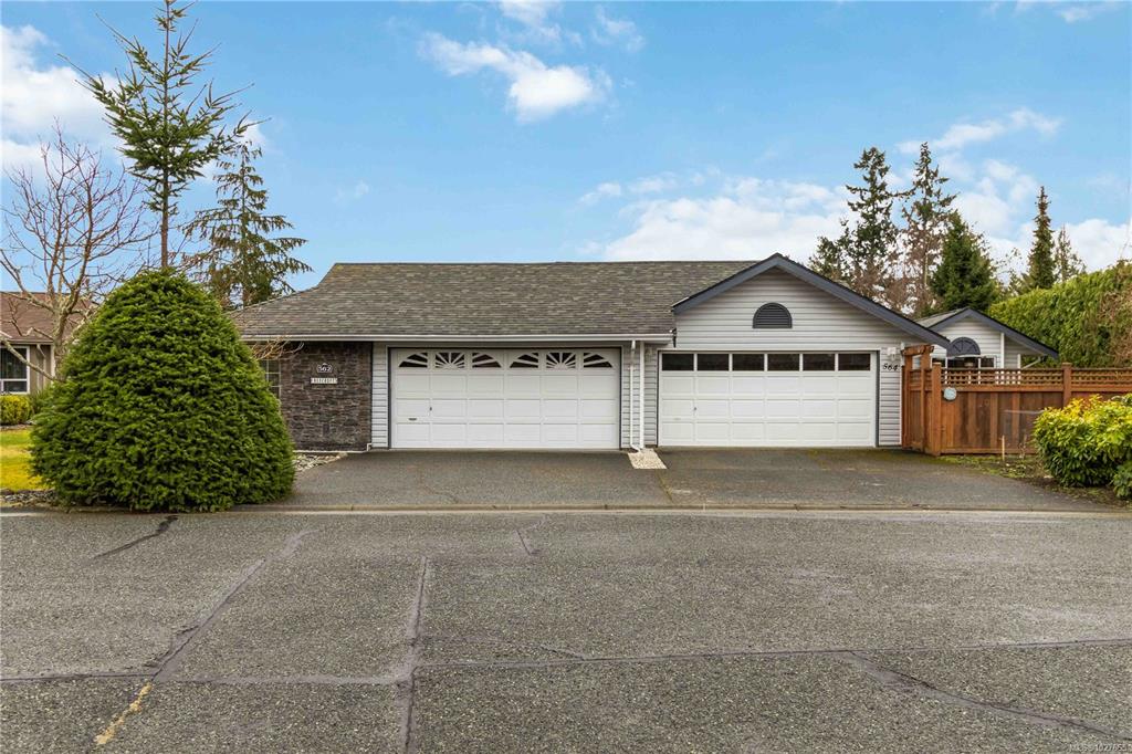 Third View of 562 Fairways Pl, Arbutus Ridge, Cobble Hill, BC, V8H 0K8