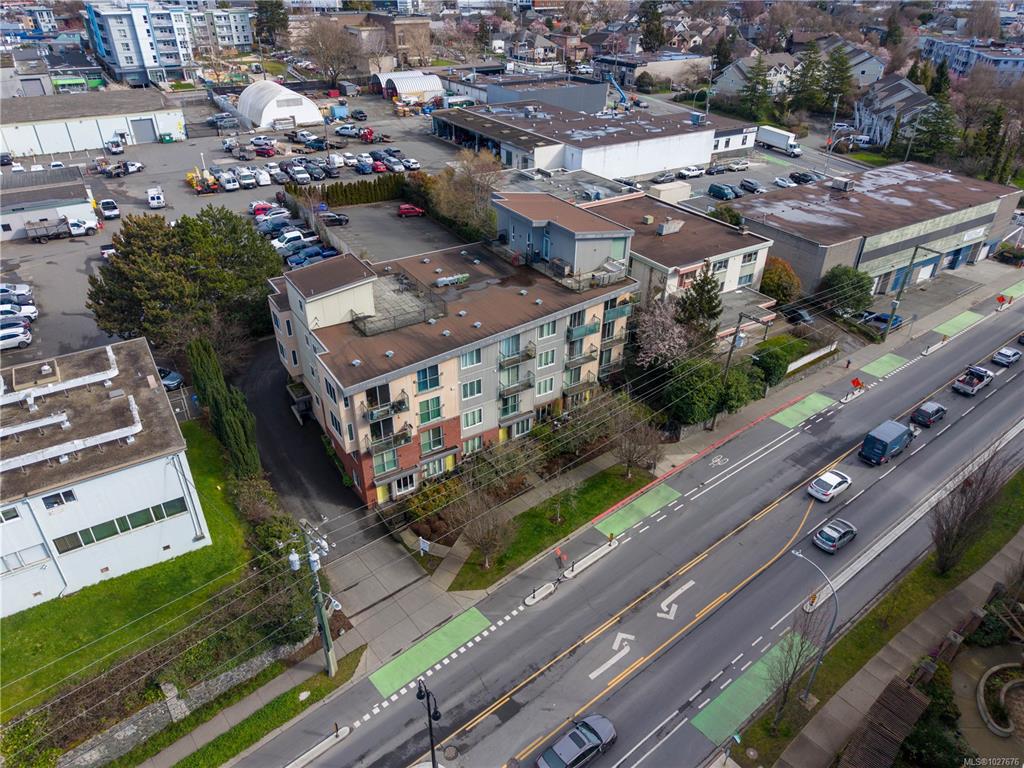 Second View of 356 Gorge Rd E, Victoria, BC, V8T 2W2