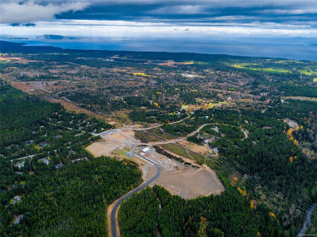 Fifth View of 3 Ashling Rd, Qualicum Beach, BC, V9K 2V1