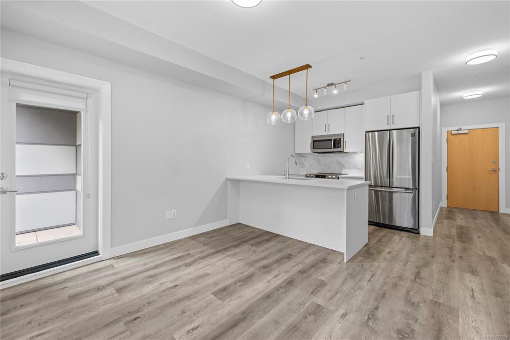 20 Barsby Ave, 1027704, BC,