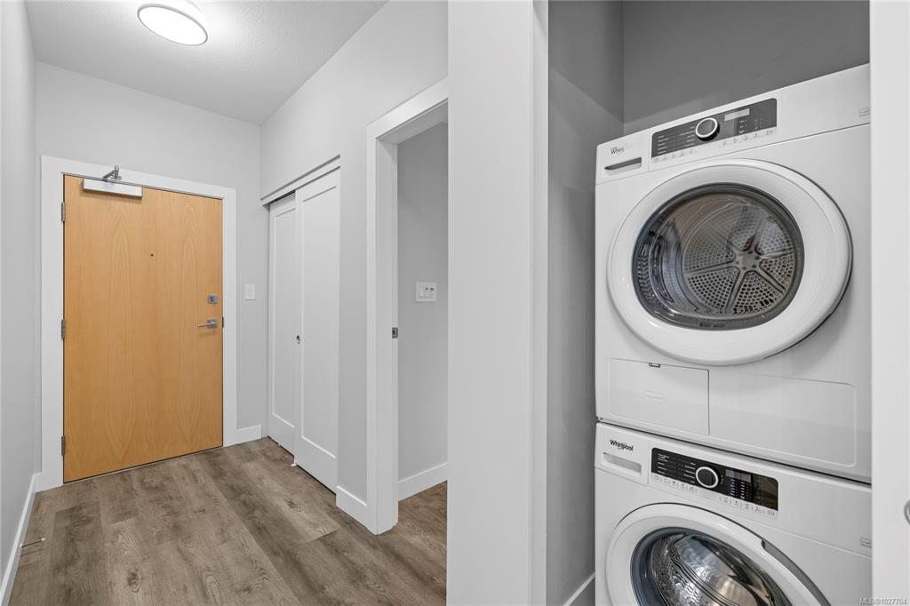 Fifth View of 20 Barsby Ave, Riverstone Place, Nanaimo, BC, V9R 0K4