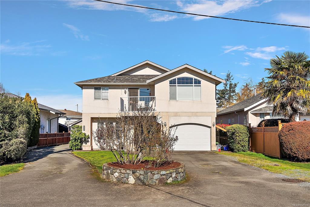 2124 James White Blvd W, 1027723, BC,