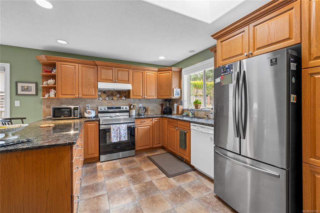 Fourth View of 4 Trill Dr, Parksville, BC, V9P 2W6