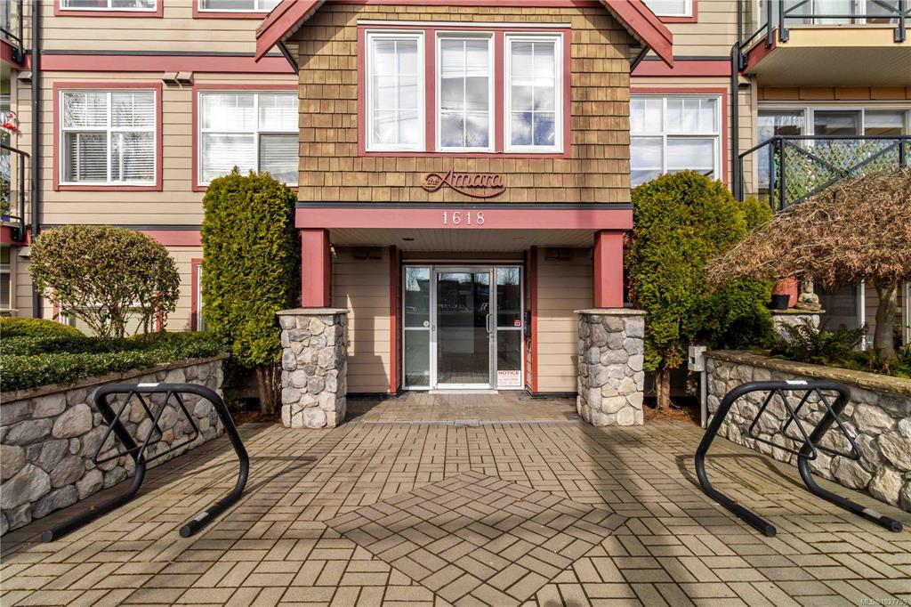 Fourth View of 1618 North Dairy Rd, The Amara, Saanich, BC, V8T 3V5