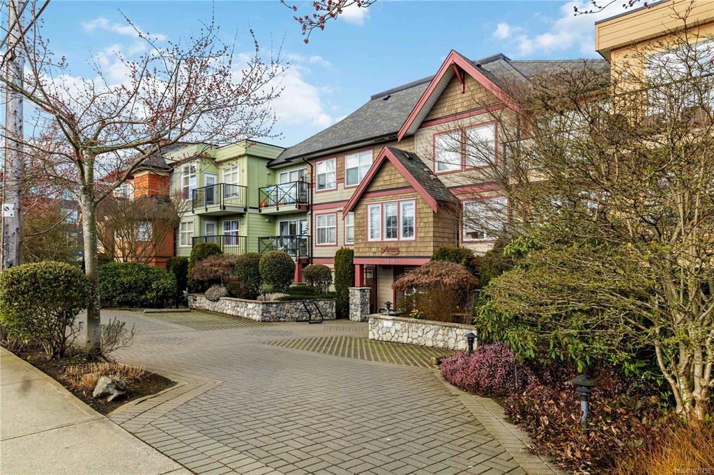 Fifth View of 1618 North Dairy Rd, The Amara, Saanich, BC, V8T 3V5