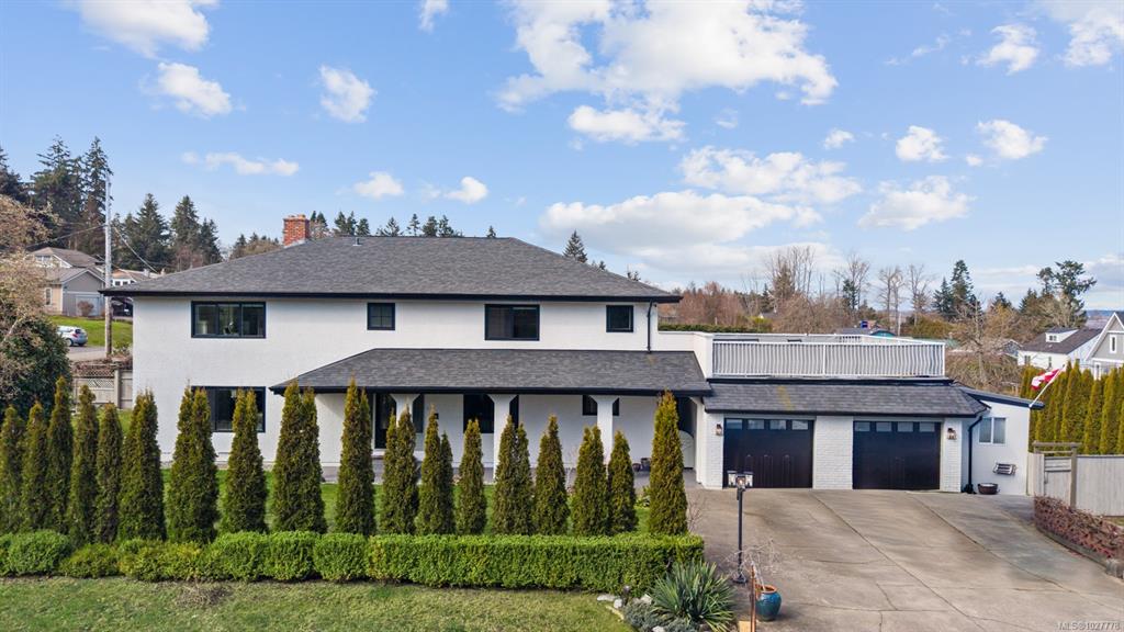 Second View of 3830 Laurel Dr, Royston, BC, V0R 2V0