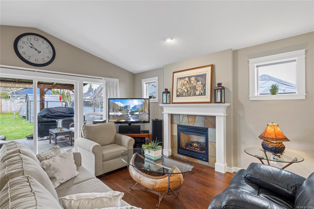 Third View of 425 Day Pl, BRIDGEWATER LANE, Parksville, BC, V9P 1Z6