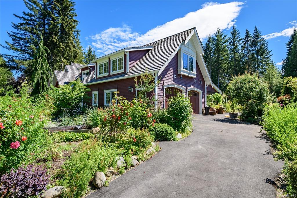 Second View of 7679 Victor Lane, Fanny Bay, BC, V0R 1W0