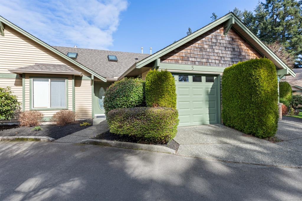 600 Anderton Rd, 1027879, BC,