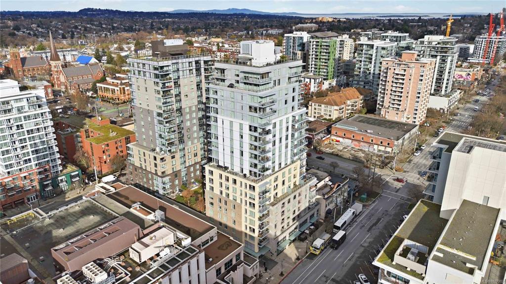 Third View of 848 Yates St, Victoria, BC, V8W 0G2