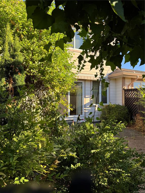 2055 Galerno Rd, 1027941, BC,