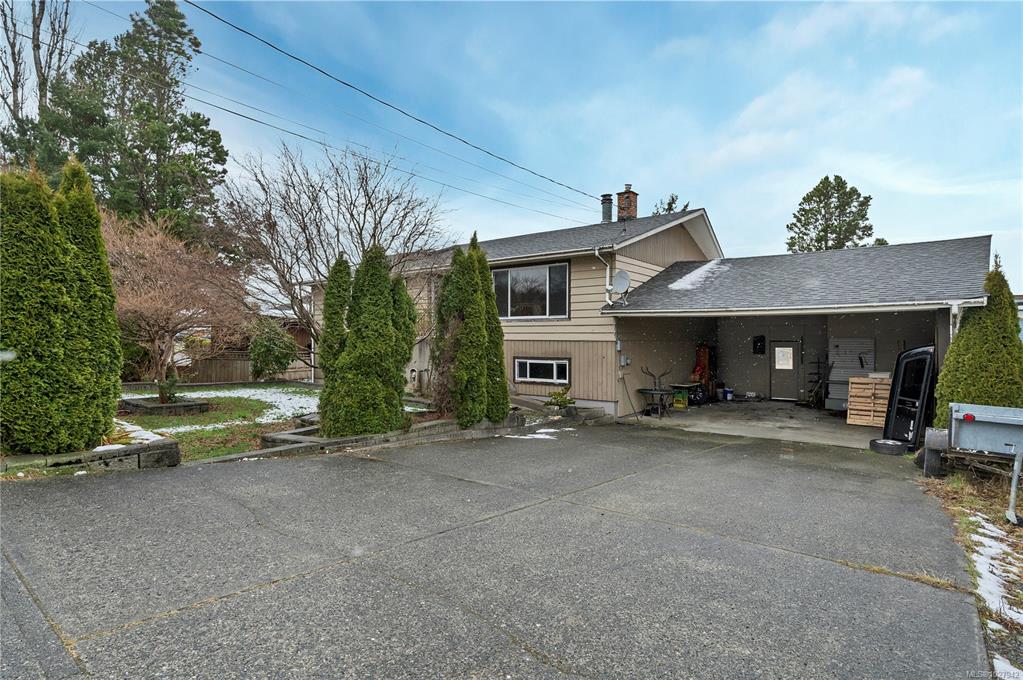 400 Englewood Dr, 1027942, BC,