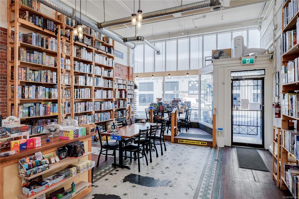 Fourth View of 705 Johnson St, Victoria, BC, V8W 1M8