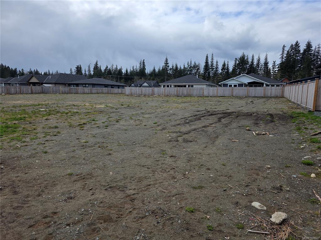 Fourth View of 717 Beaver Creek Blvd, Campbell River, BC, V9H 0E9