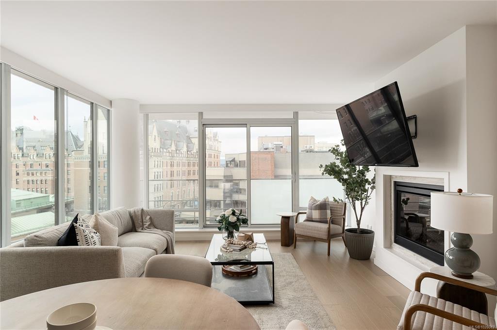 Second View of 708 Burdett Ave, Victoria, BC, V8W 0A8