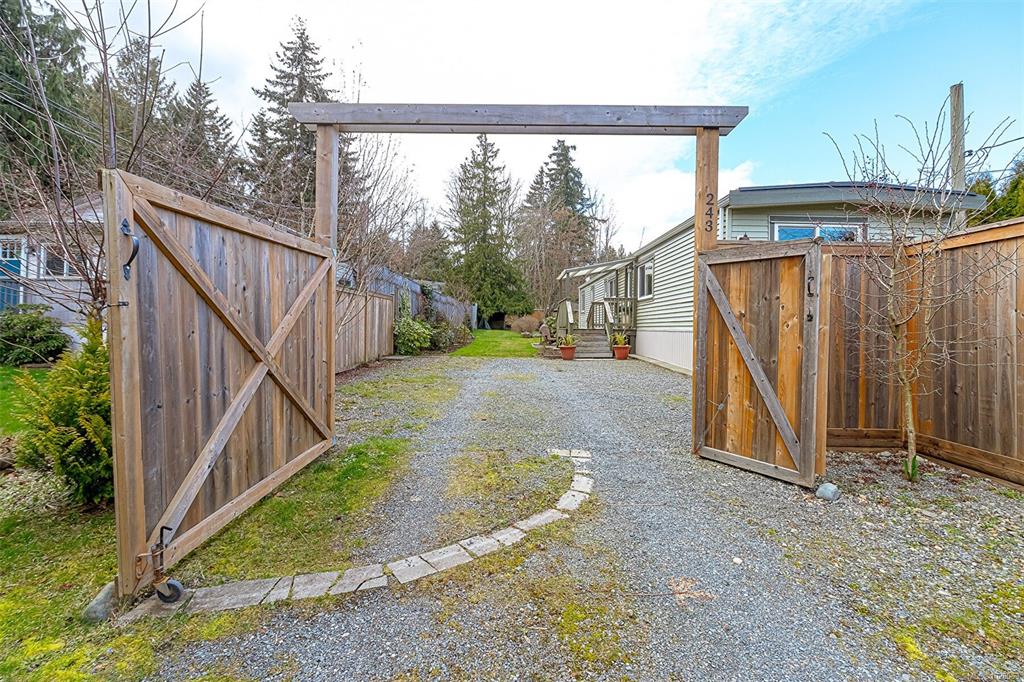 Third View of 243 Twiggly Wiggly Rd, Nanaimo, BC, V9R 6T4