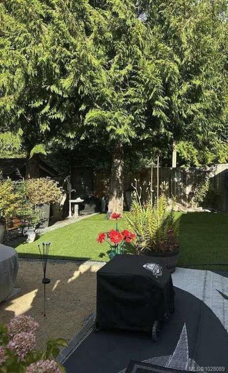 Fourth View of 6050 Island Hwy W, Baywater Estates, Qualicum Beach, BC, V9K 2E1