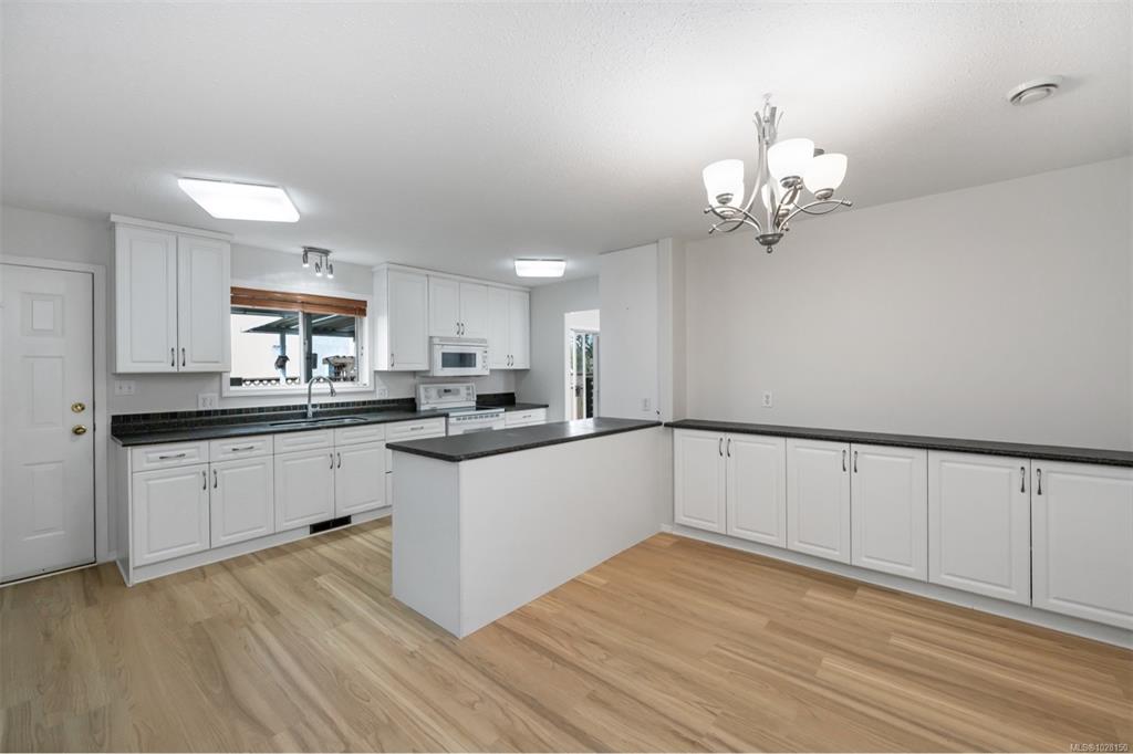 Fifth View of 753 Marchmont Rd, Duncan, BC, V9L 2L9