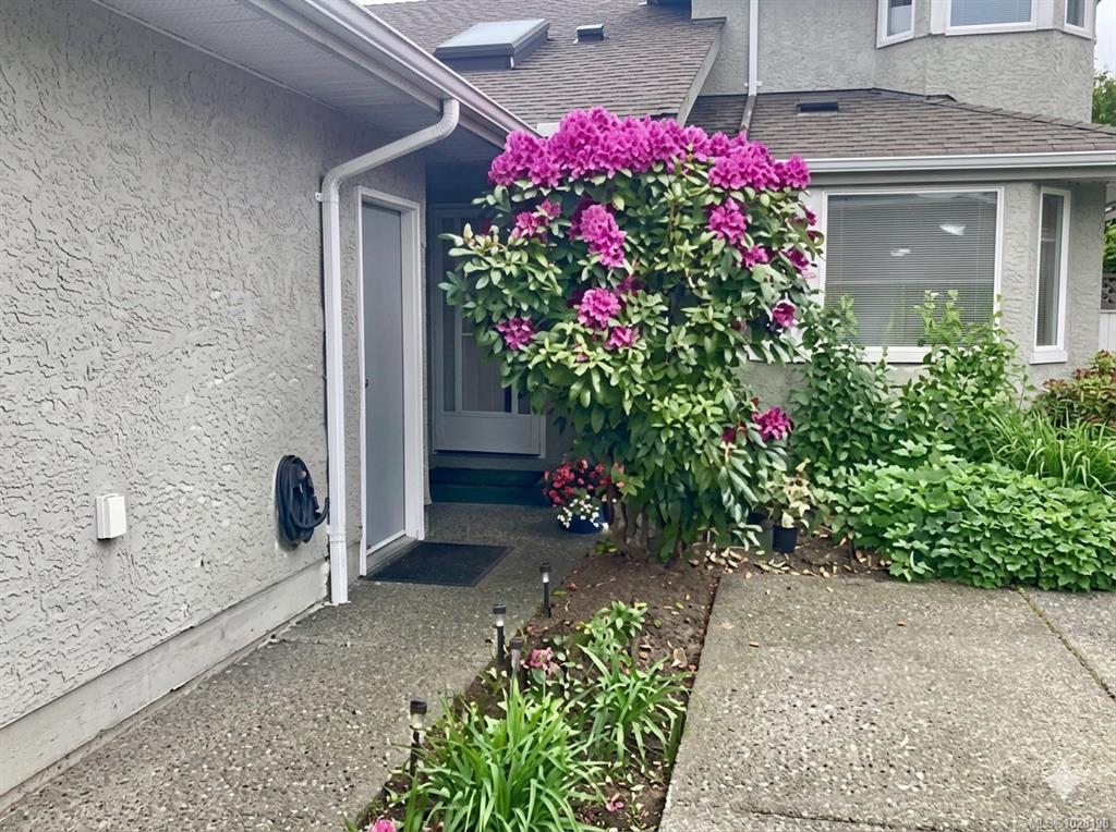 Fourth View of 2600 Ferguson Rd, Central Saanich, BC, V8M 2C1