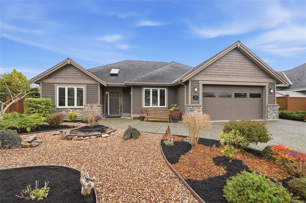 976 Windridge Pl, 1028243, BC,