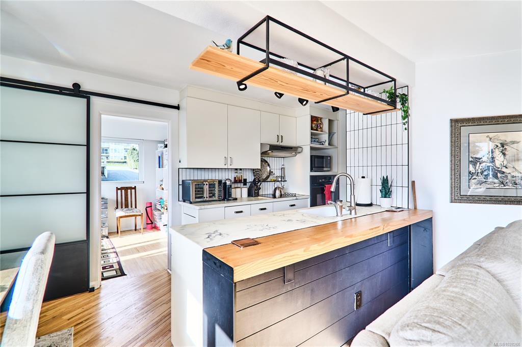 Fifth View of 375 Newcastle Ave, Royal Vista, Nanaimo, BC, V9S 4H9