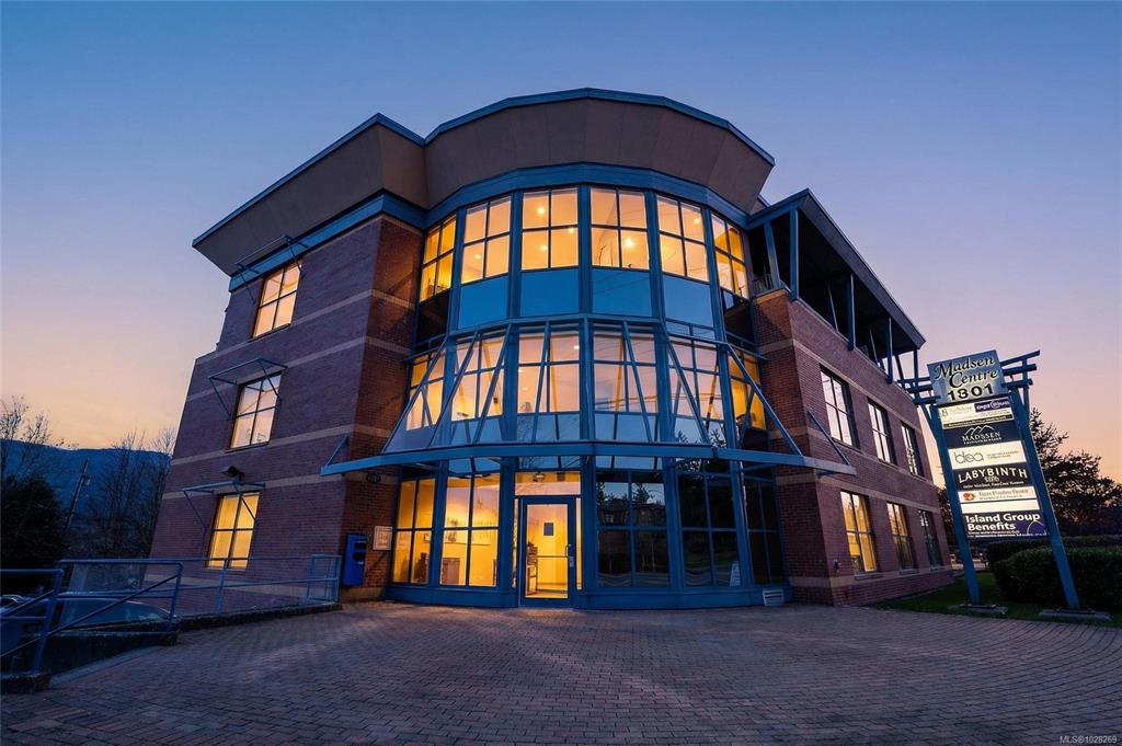 1801 Bowen Rd, 1028269, BC,