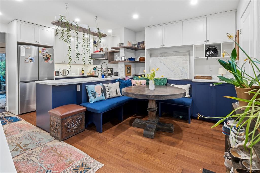 Fifth View of 1500 Glentana Rd, 1500 Glentana Road, View Royal, BC, V9A 7A1