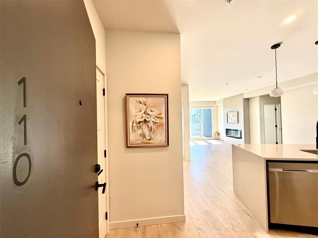 958 Pharoah Mews, 1028273, BC,