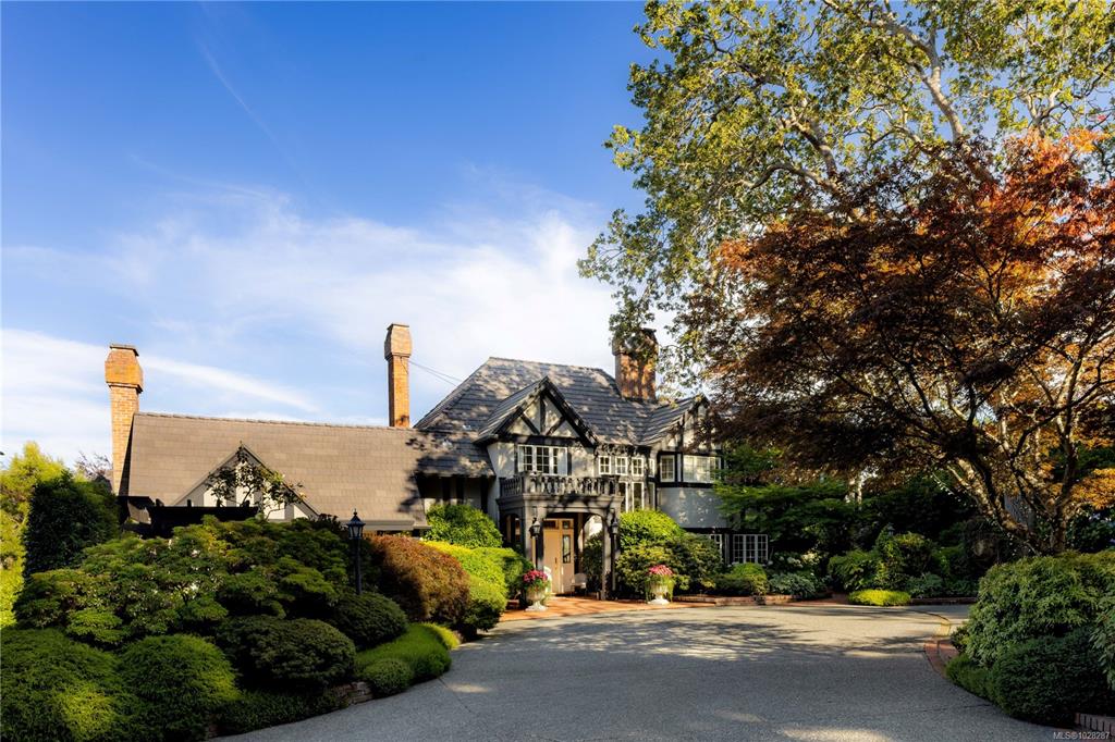 Fifth View of 3475 Upper Terrace Rd, Oak Bay, BC, V8R 6E6