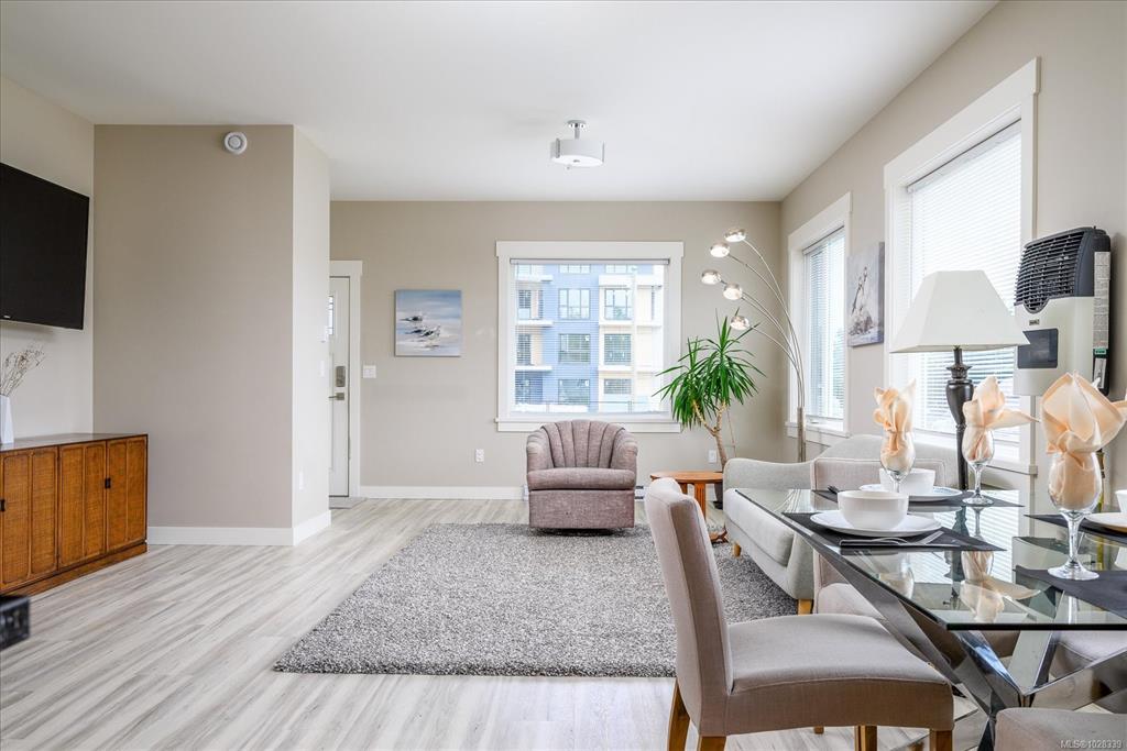 Fifth View of 104 Lee Ave, Parksville, BC, V9P 1L9