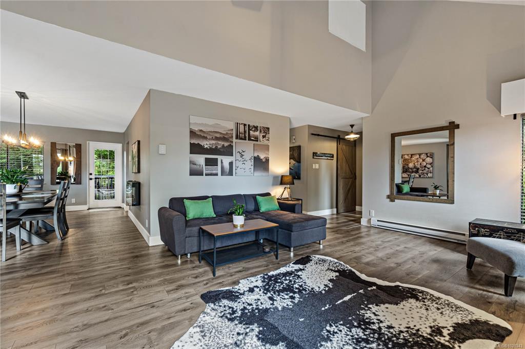 Fourth View of 531 Summit Dr, LONG LAKE HEIGHTS, Nanaimo, BC, V9T 5J7