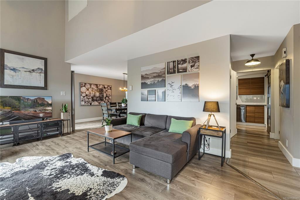 Fifth View of 531 Summit Dr, LONG LAKE HEIGHTS, Nanaimo, BC, V9T 5J7