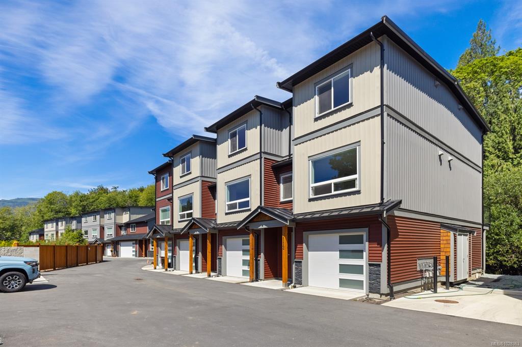 2899 River Rd, 1028363, BC,