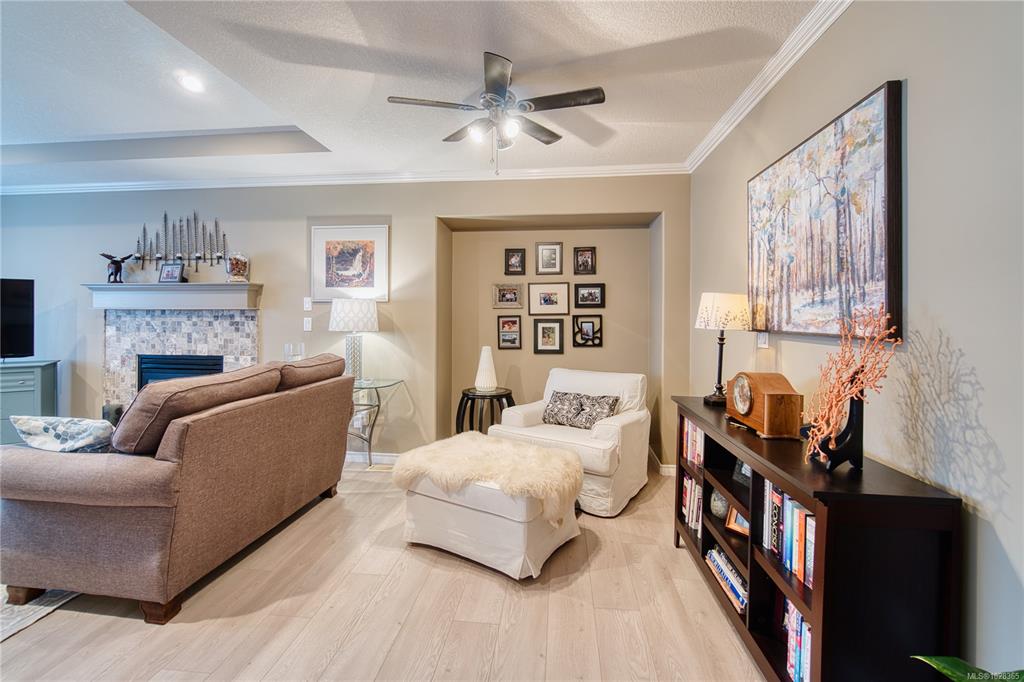 Fifth View of 5320 Kenwill Dr, Nanaimo, BC, V9T 5Z8