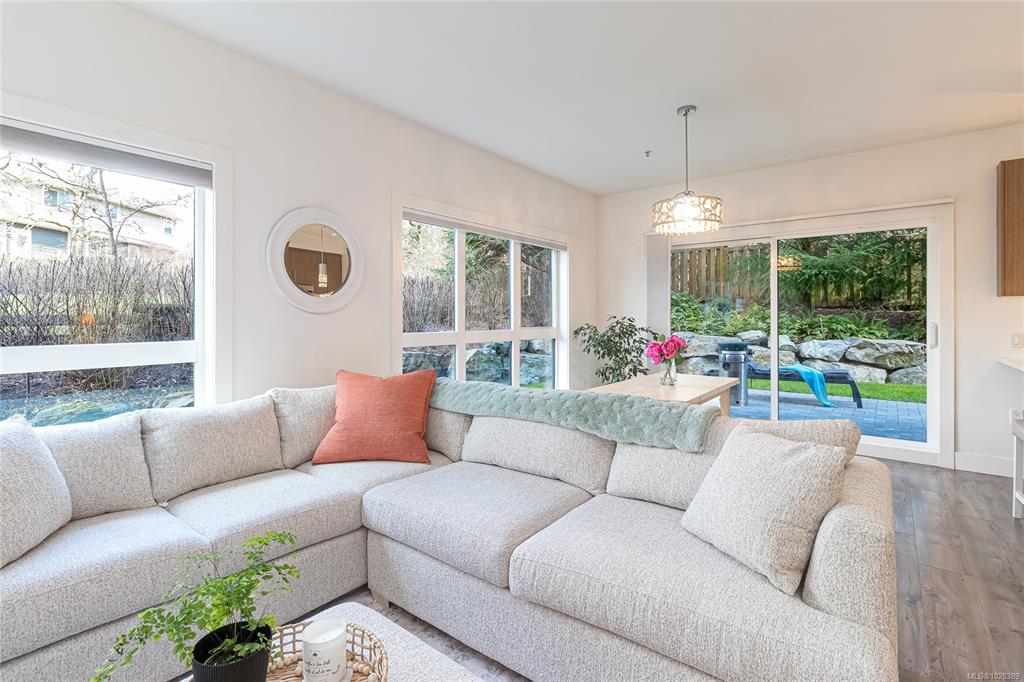 Fourth View of 740 Travino Lane, Saanich, BC, V8Z 0E2