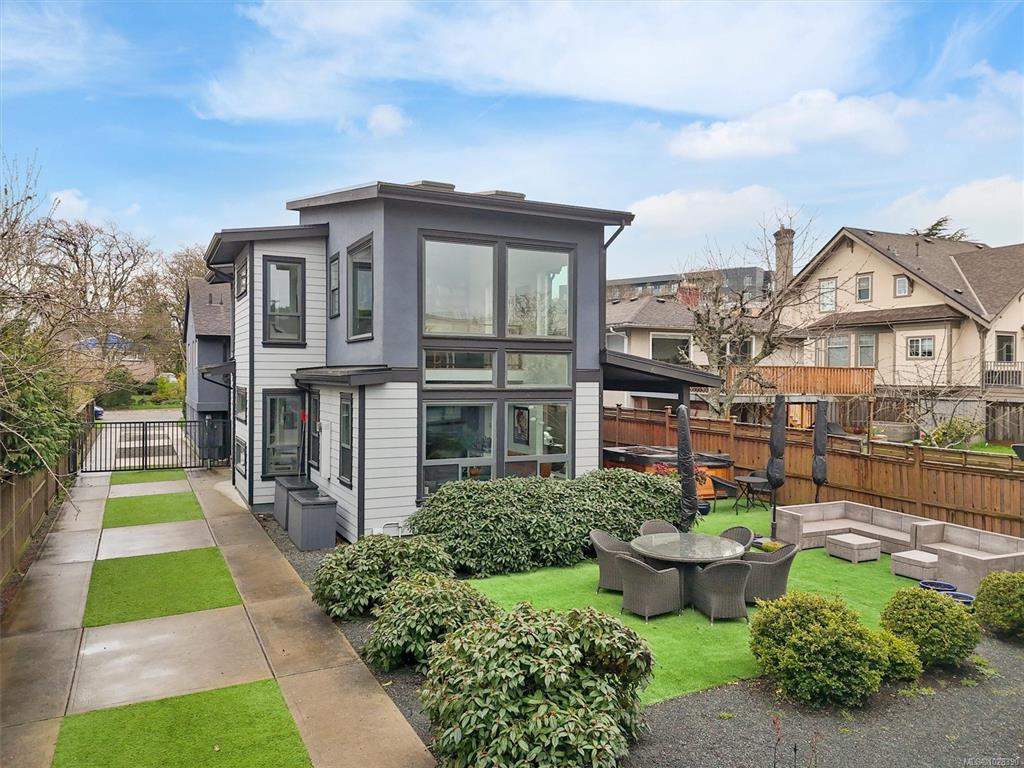 Third View of 838 Old Esquimalt Rd, Esquimalt, BC, V9A 4X1