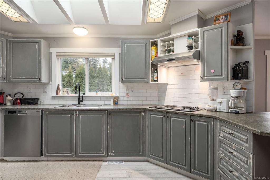 Third View of 3900 Merlin St, Deerwood Place, Nanaimo, BC, V9T 6B9