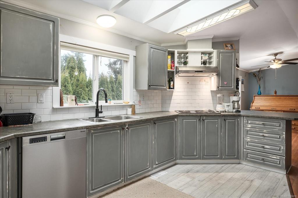 Fourth View of 3900 Merlin St, Deerwood Place, Nanaimo, BC, V9T 6B9